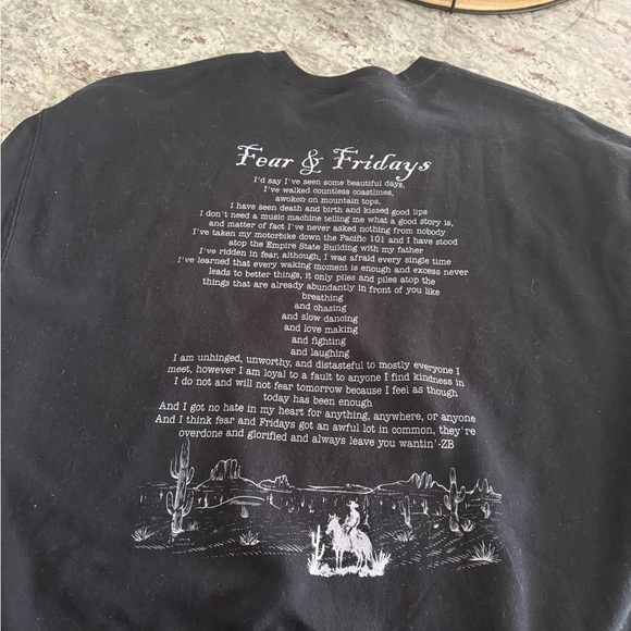Gildan Black Heavy Blend Shirt - Picture 1 of 3